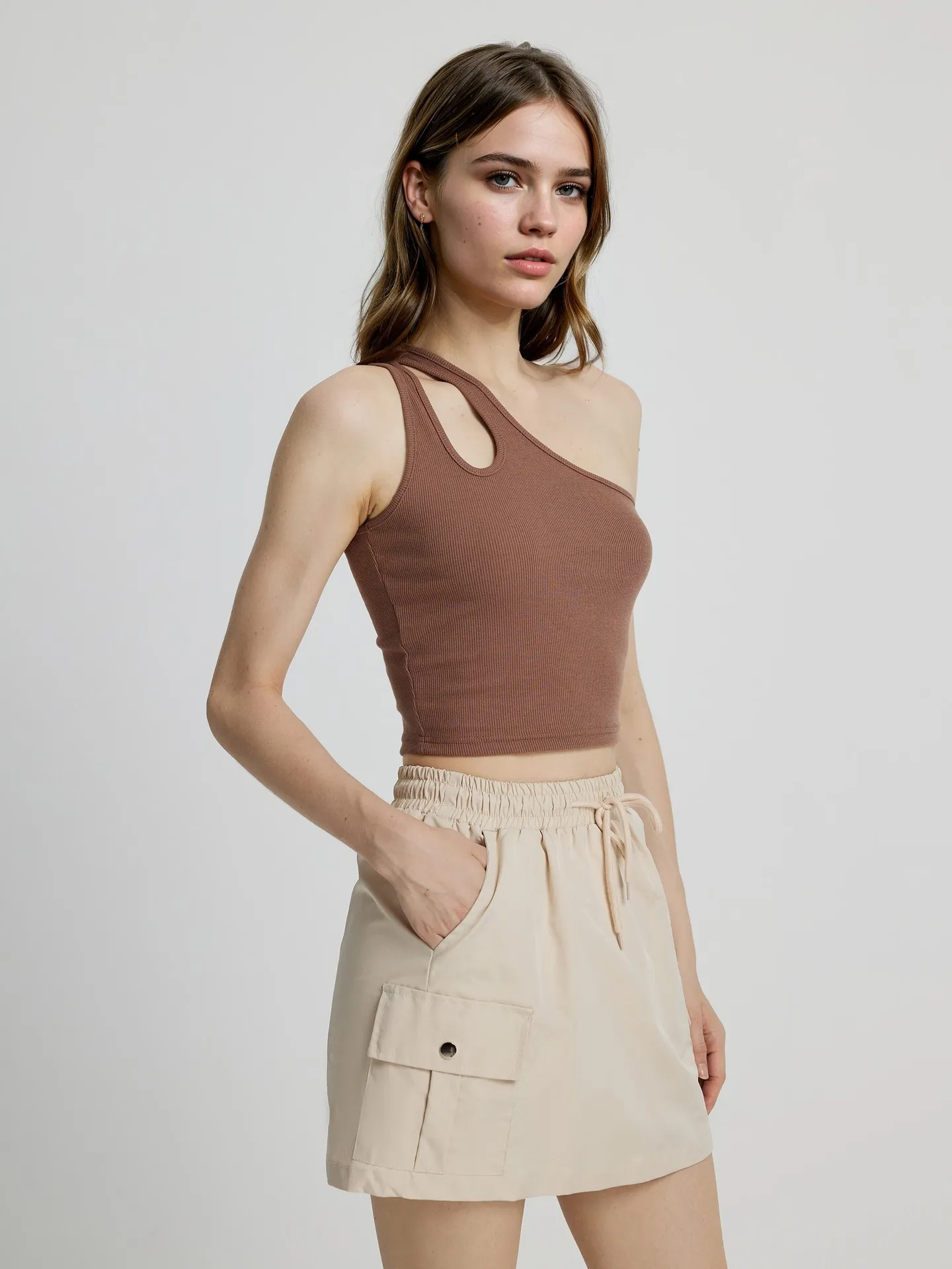新品 little suzie ASYMMETRIC CUT OUT TANK 新品 little suzie ASYMMETRIC CUT OUT TANK Cutout Tank Top