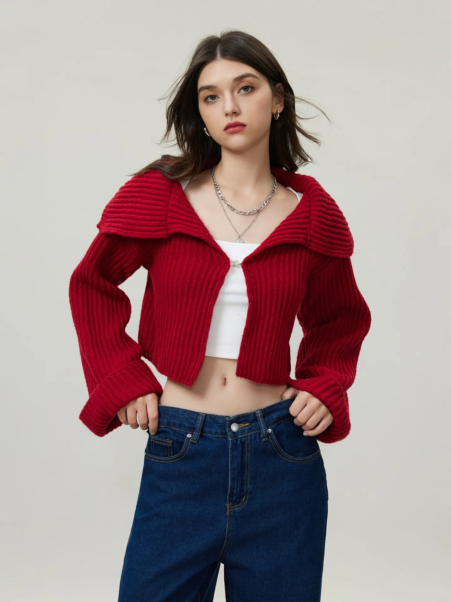Zoe Cable Knit Cardigan: Why This Basic Still Rules Your Closet