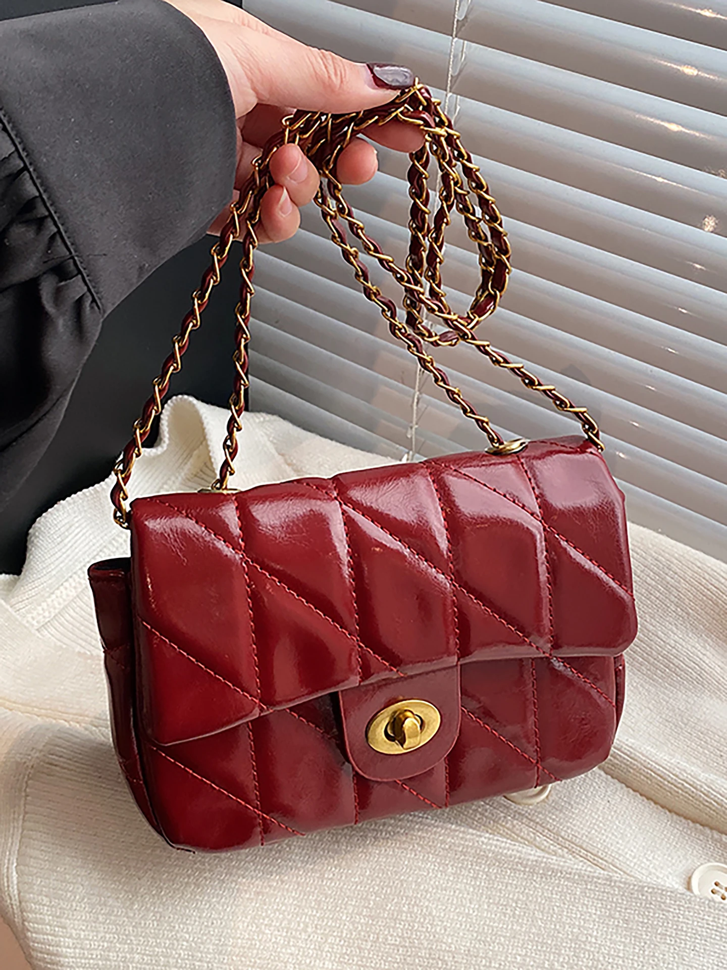 Plaid Shell Crossbody Bag | Savana | Bestsellers